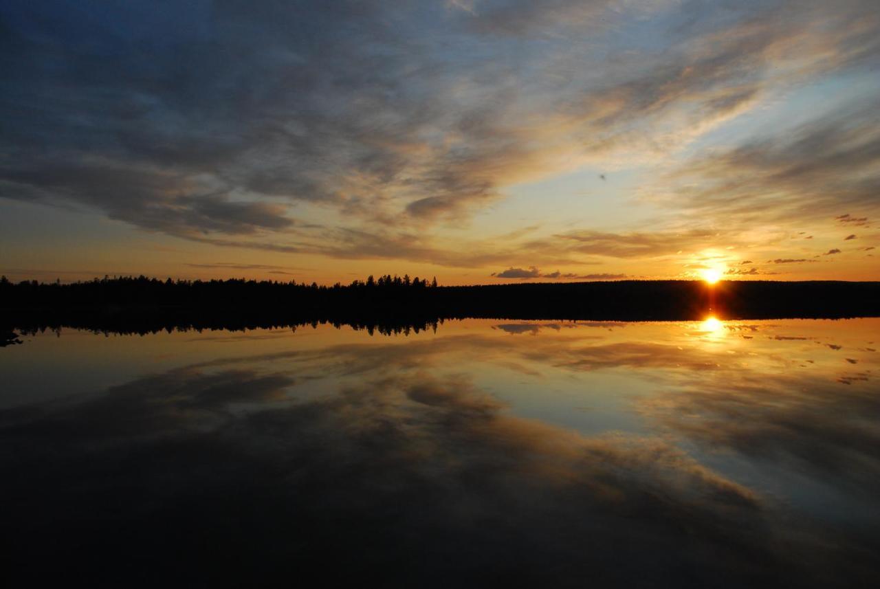Hotel Porotila Toini Sanila Sevettijärvi Esterno foto