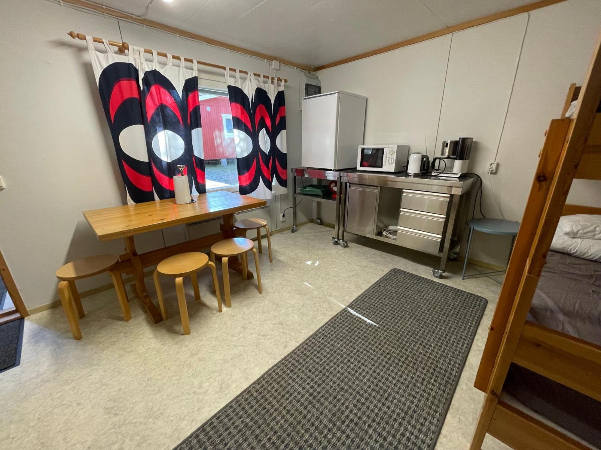Hotel Porotila Toini Sanila Sevettijärvi Esterno foto